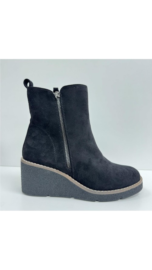 BOTA DE CUÑA DE SERRAJE NEGRO