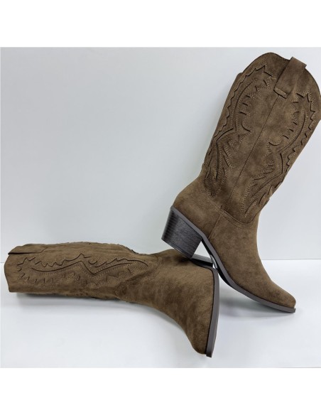 BOTA TROQUELADO COW BOY MARRON