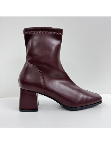 BOTA ELASTICA POLIPIEL BURDEOS