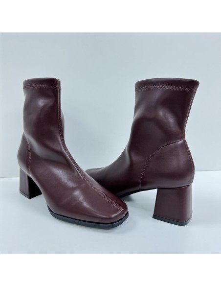 BOTA ELASTICA POLIPIEL BURDEOS
