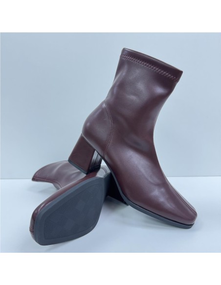 BOTA ELASTICA POLIPIEL BURDEOS