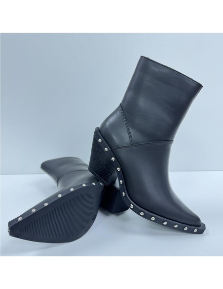 BOTIN POPILIEL TACHUELAS NEGRO