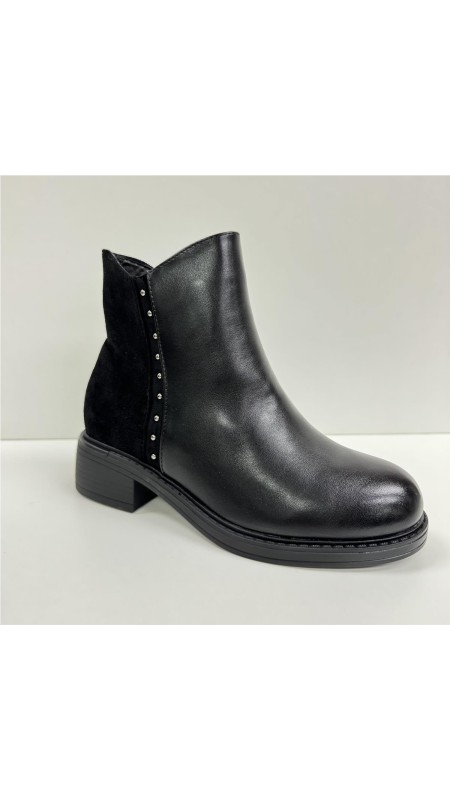 BOTA COMBINADA CON TACHUELAS NEGRO