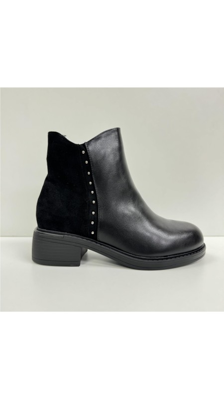 BOTA COMBINADA CON TACHUELAS NEGRO 2