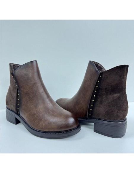 BOTA COMBINADA CON TACHUELAS MARRON