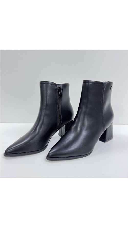 BOTA POLIPIEL ADORNO TACON NEGRO
