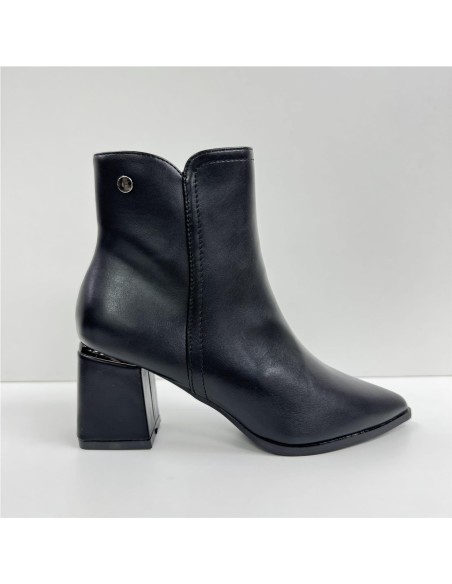 BOTA POLIPIEL ADORNO TACON NEGRO