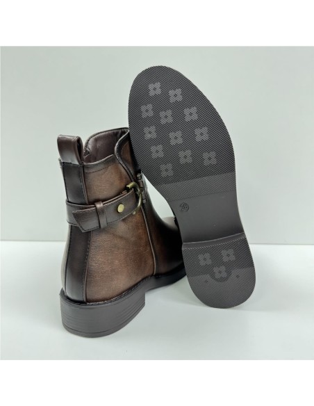 BOTA  CORTA ADORNO LATERAL MARRON