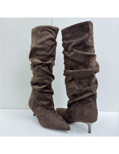 BOTA ARRUGADA MARRON