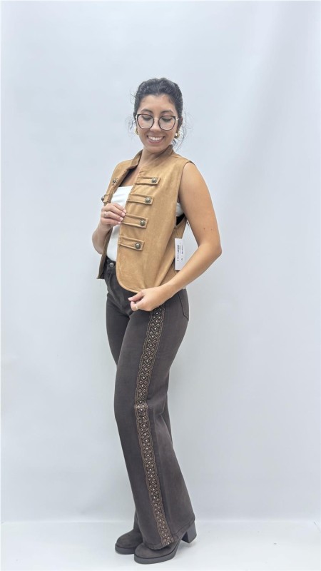 CHALEQUILLO IRINA CAMEL 2