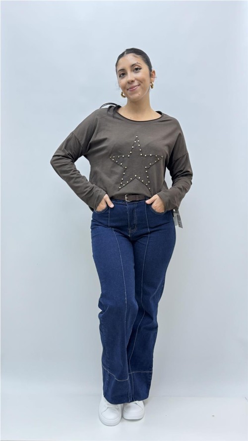 CAMISETA TACHAS ESTRELLA MARRON