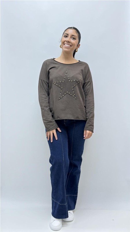 CAMISETA TACHAS ESTRELLA MARRON 2