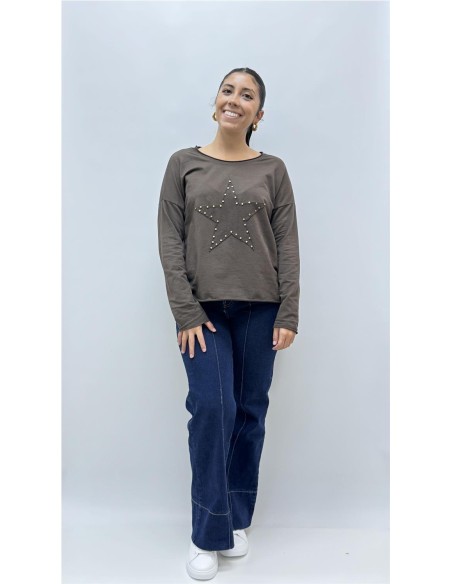 CAMISETA TACHAS ESTRELLA MARRON