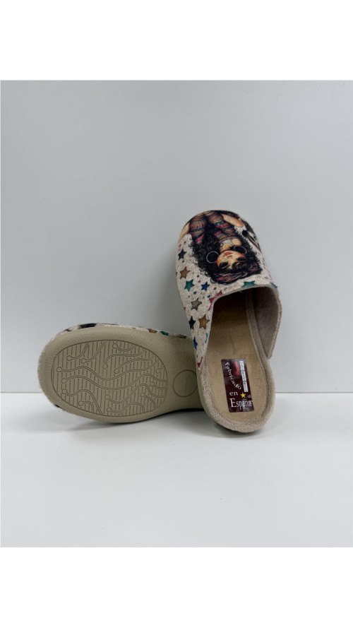 ZAPATILLO FILTRO CON PERRO CAMEL