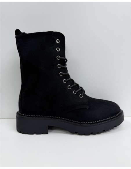 BOTA MOTERA DE SERRAJE NEGRO