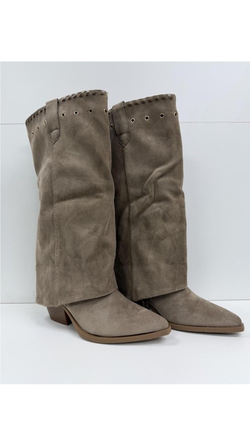 BOTA DOBLEZ CON ADORNO TAUPE