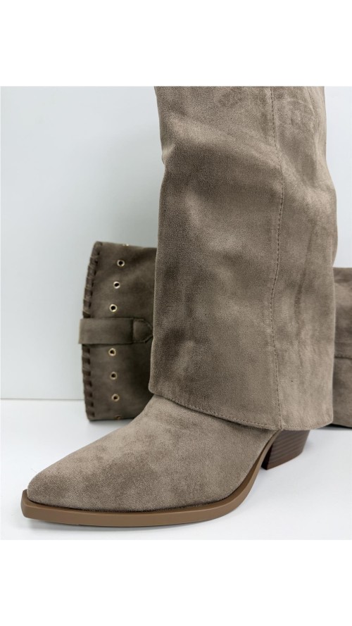 BOTA DOBLEZ CON ADORNO TAUPE