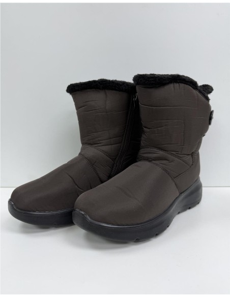 BOTA IMPERMEABLE CON VELCRO MARRON