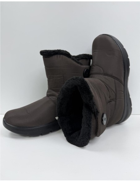BOTA IMPERMEABLE CON VELCRO MARRON