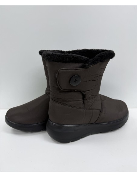 BOTA IMPERMEABLE CON VELCRO MARRON