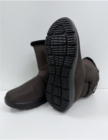 BOTA IMPERMEABLE CON VELCRO MARRON