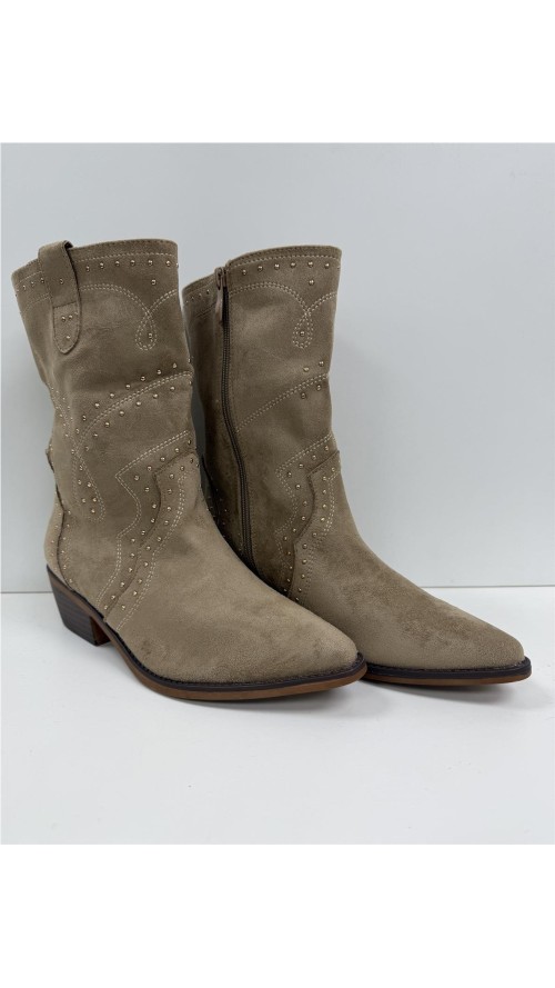 BOTIN CON TACHUELAS TAUPE