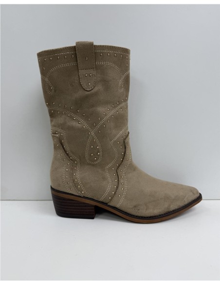 BOTIN CON TACHUELAS TAUPE