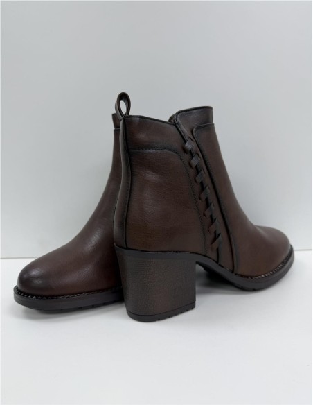 BOTIN RIVETE LATERAL MARRON