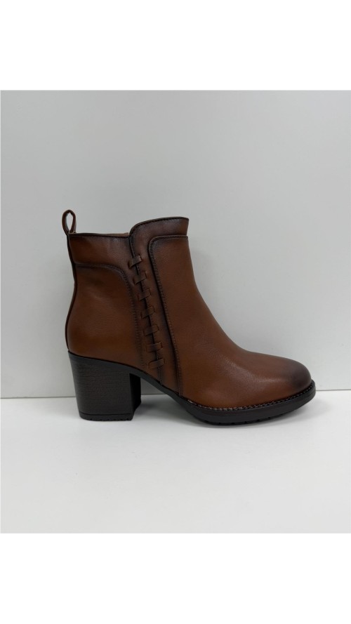 BOTIN RIVETE LATERAL CAMEL