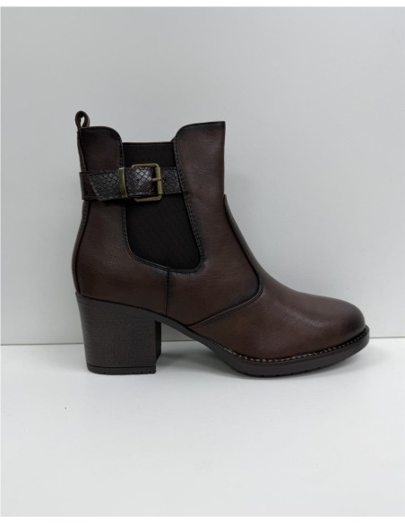 BOTIN ELASTICO CON HEBILLA MARRON