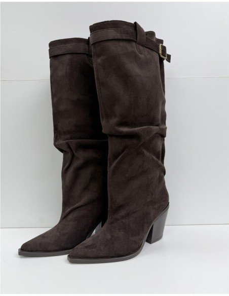 BOTA ARRUGADA COW BOY HEBILLA MARRON