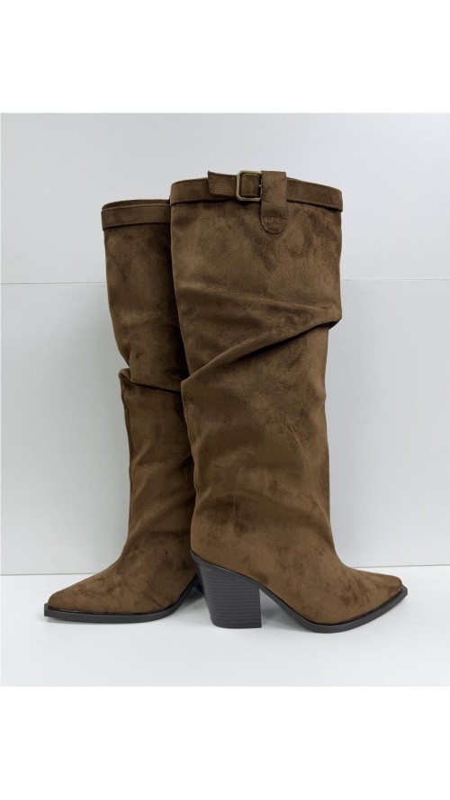 BOTA ARRUGADA COW BOY HEBILLA CAMEL