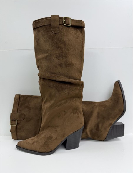 BOTA ARRUGADA COW BOY HEBILLA CAMEL