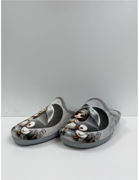 ZAPATILLA NIÑA CON PARAGURAS GRIS