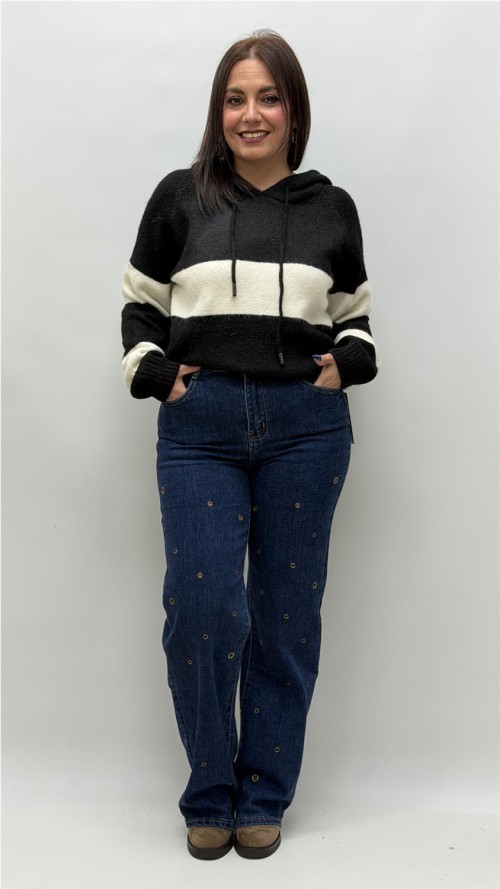JERSEY CON CAPULLA ADELA NEGRO