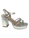 SANDALIA DE TACON TIRAS PLATA