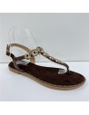 SANDALIA DEDO ADORNO METAL MARRON
