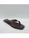 SANDALIA DEDO NAPA MARRON