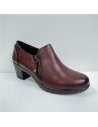 ZAPATO ABOTINADO CON PISO GOMA BURDEOS