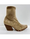 BOTIN SERRAJE TACHUELAS BEIG