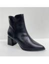 BOTA POLIPIEL ADORNO TACON NEGRO