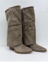 BOTA DOBLEZ CON ADORNO TAUPE